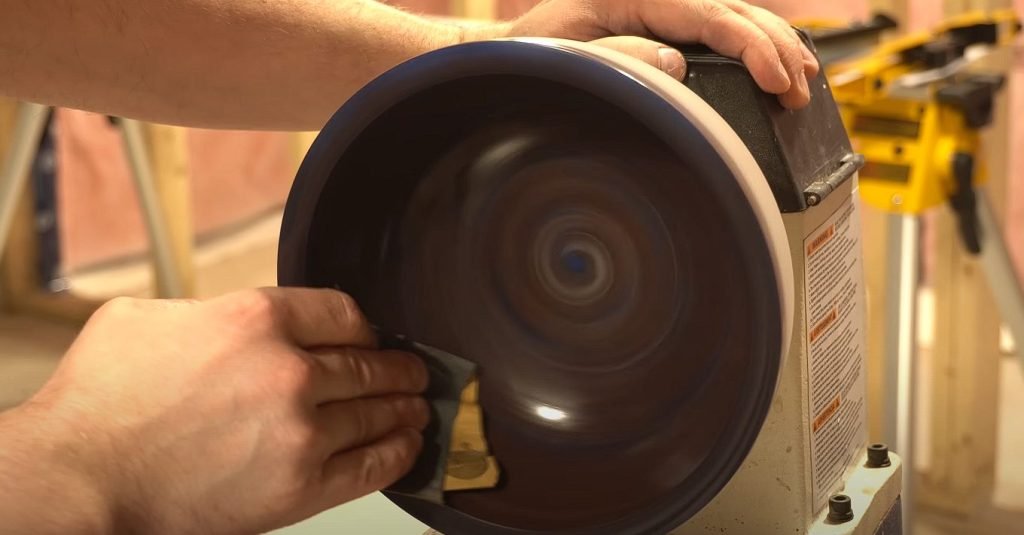 texture in wood turned bowl